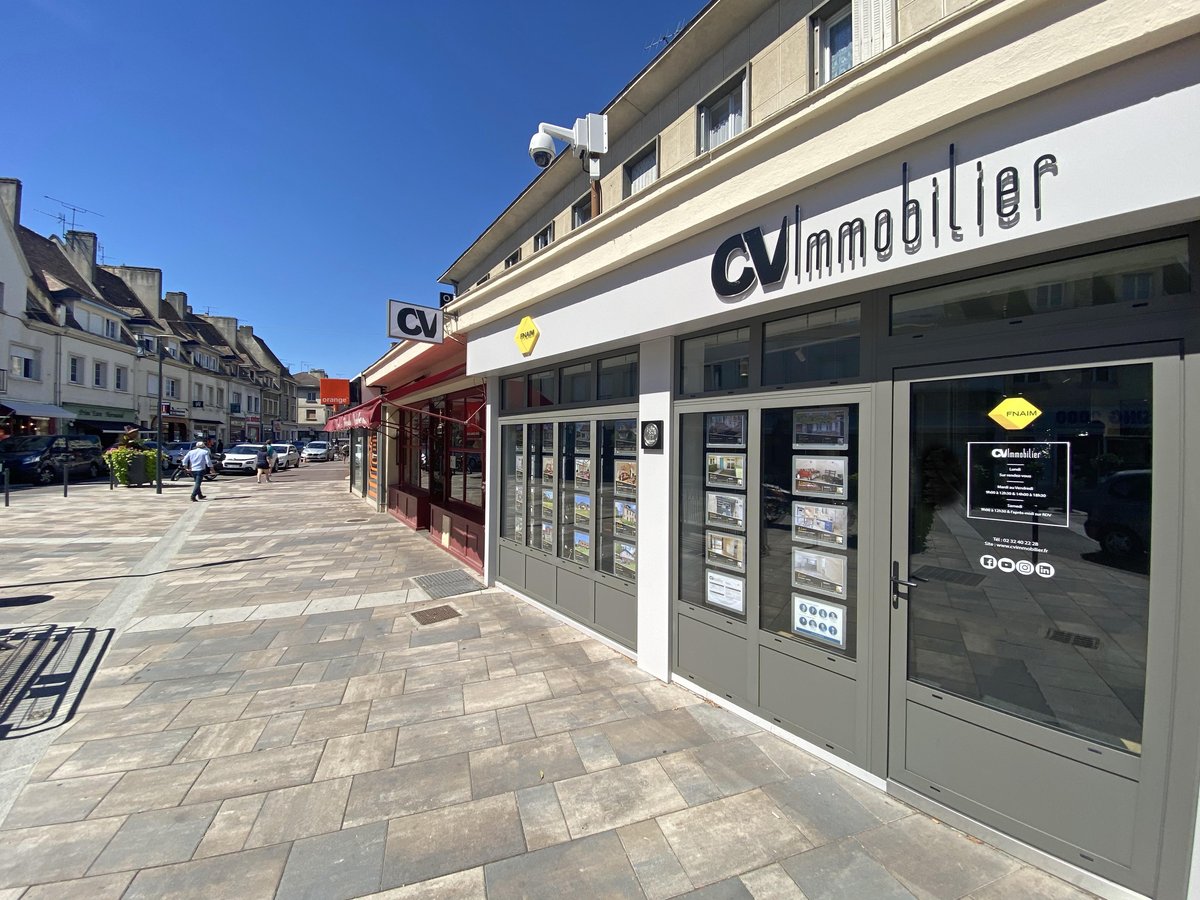 Agence CV Immobilier Louviers, rue du Général de Gaulle